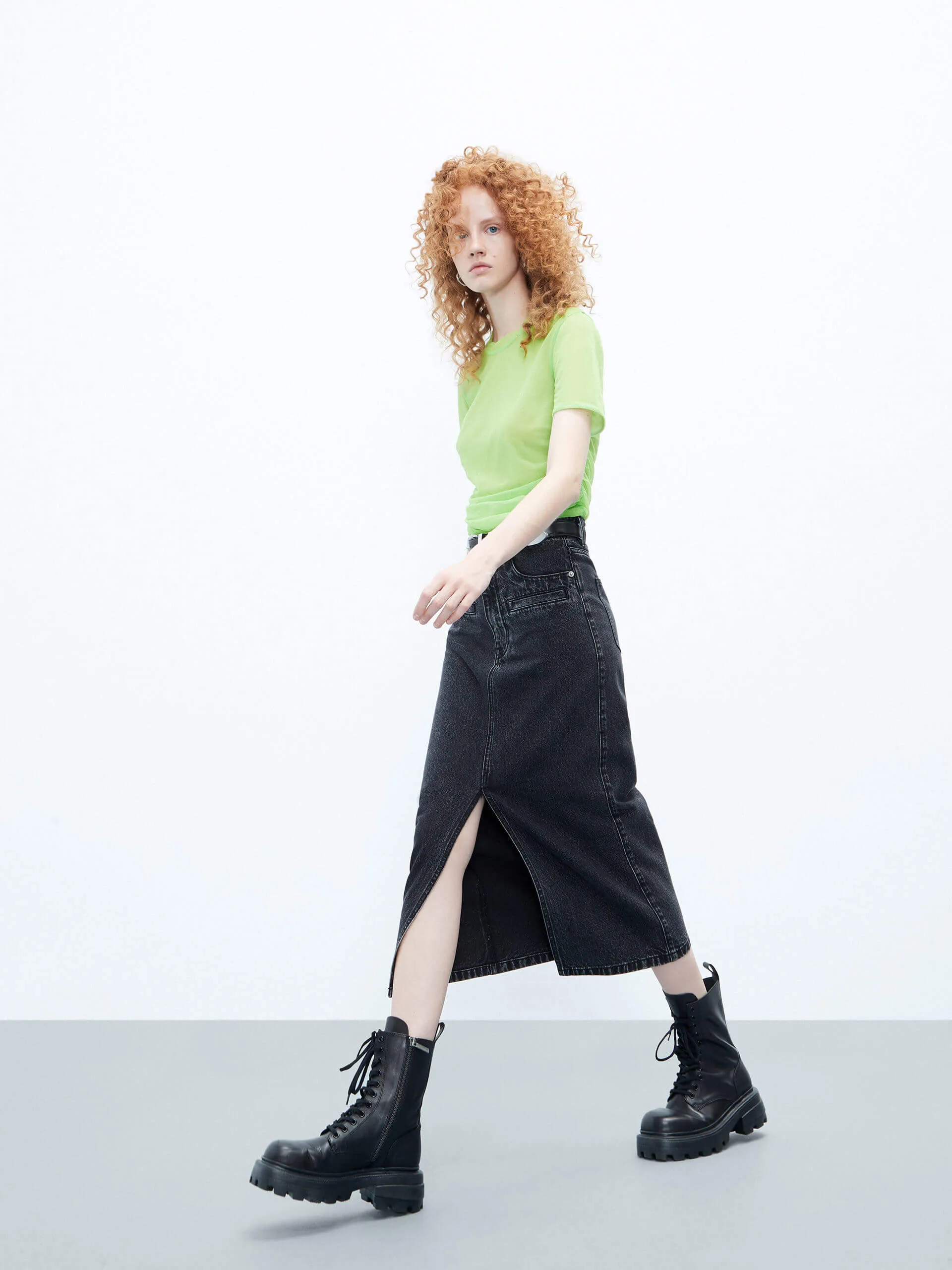 Chiffon Layered Pleated T-shirt