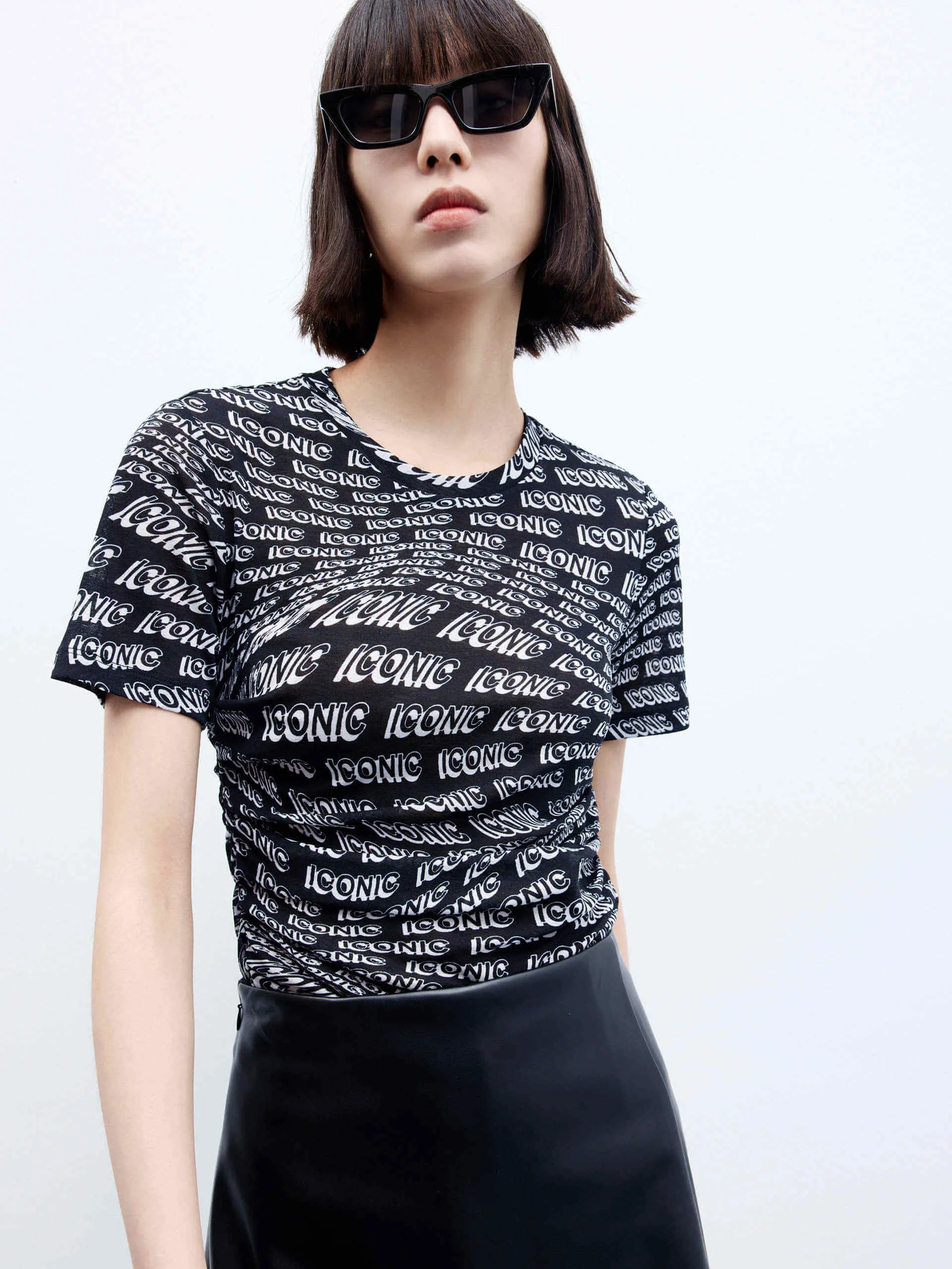 Letter Print Slim Fit T-shirt