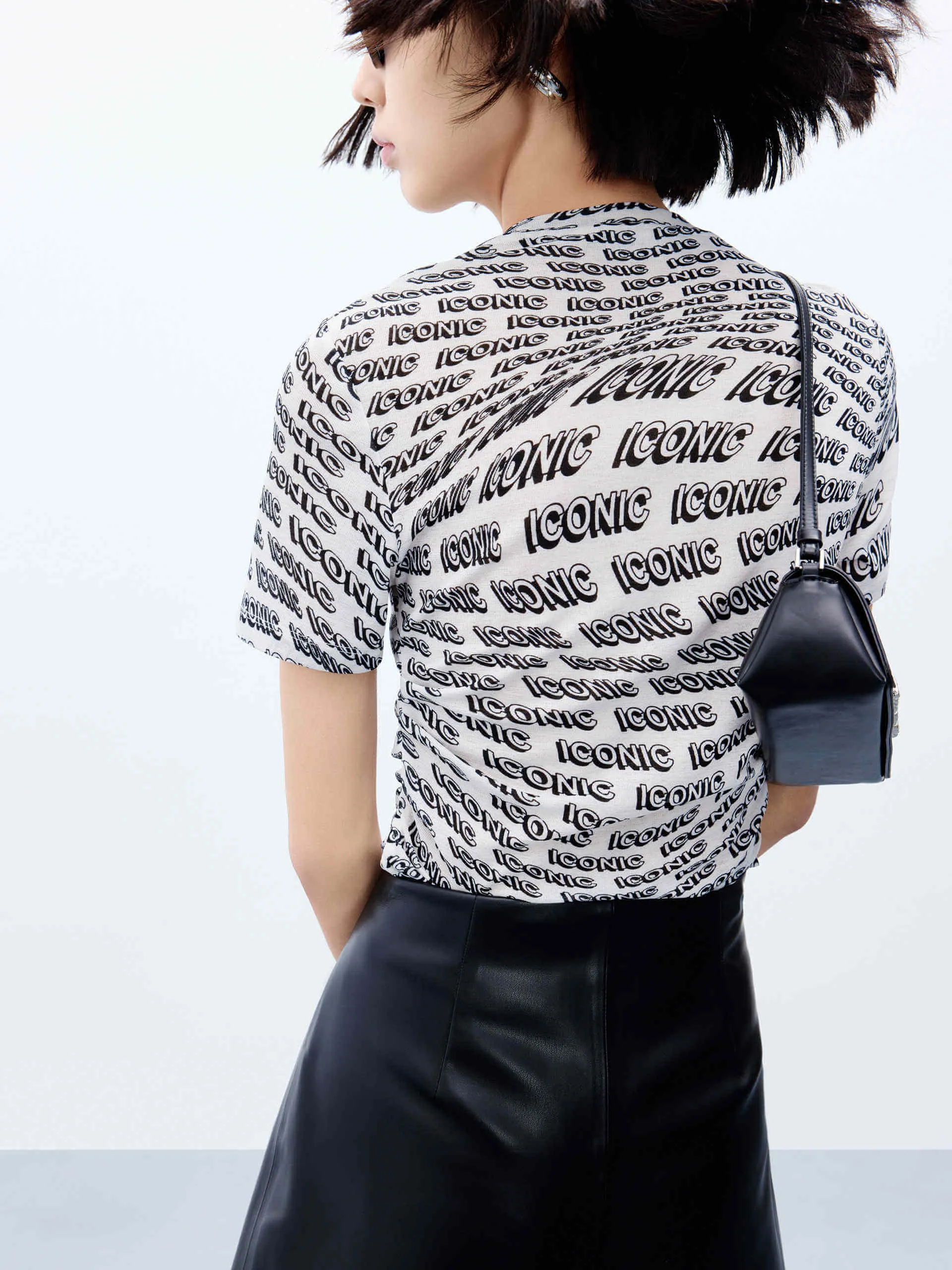 Letter Print Slim Fit T-shirt