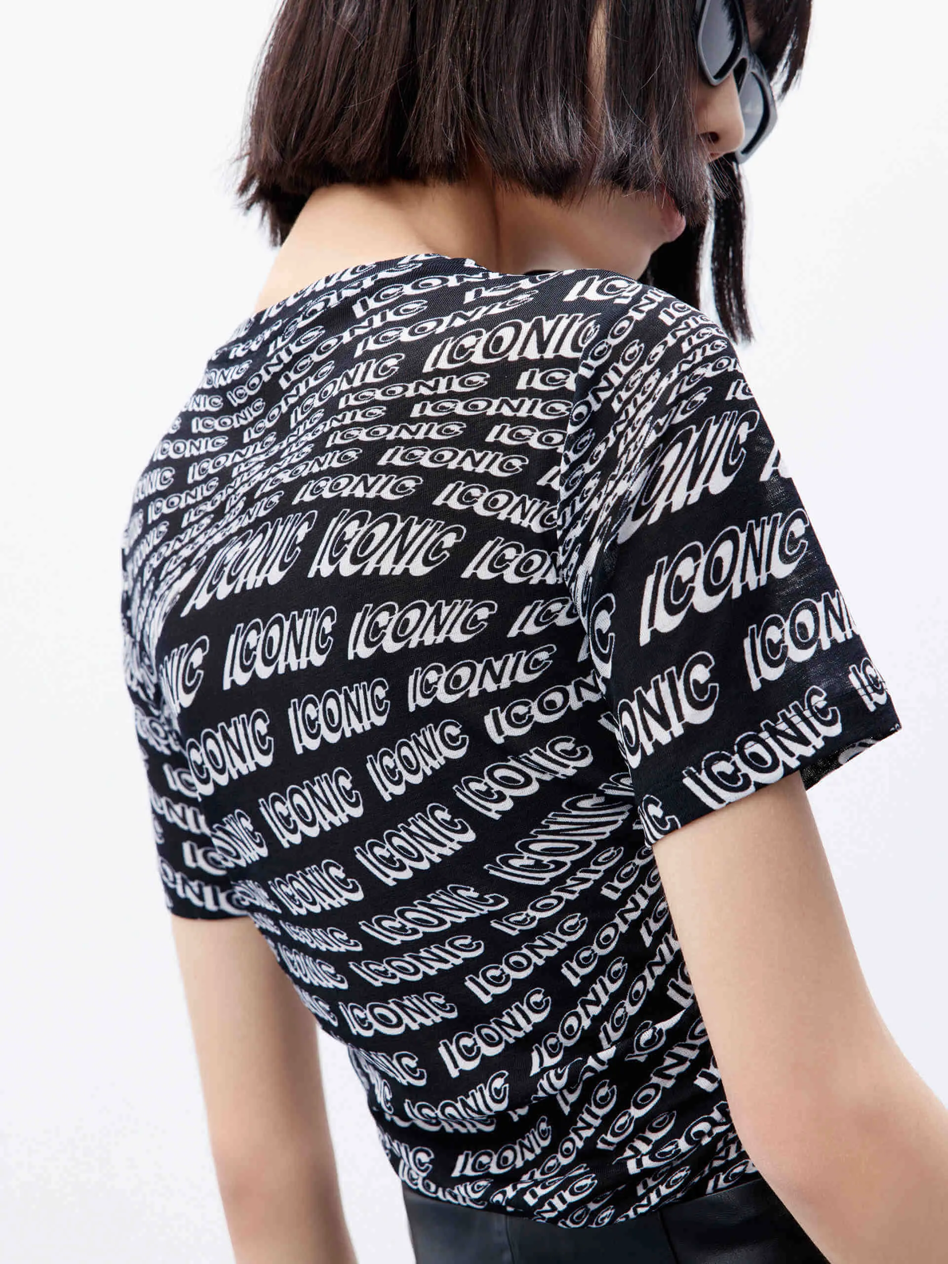 Letter Print Slim Fit T-shirt