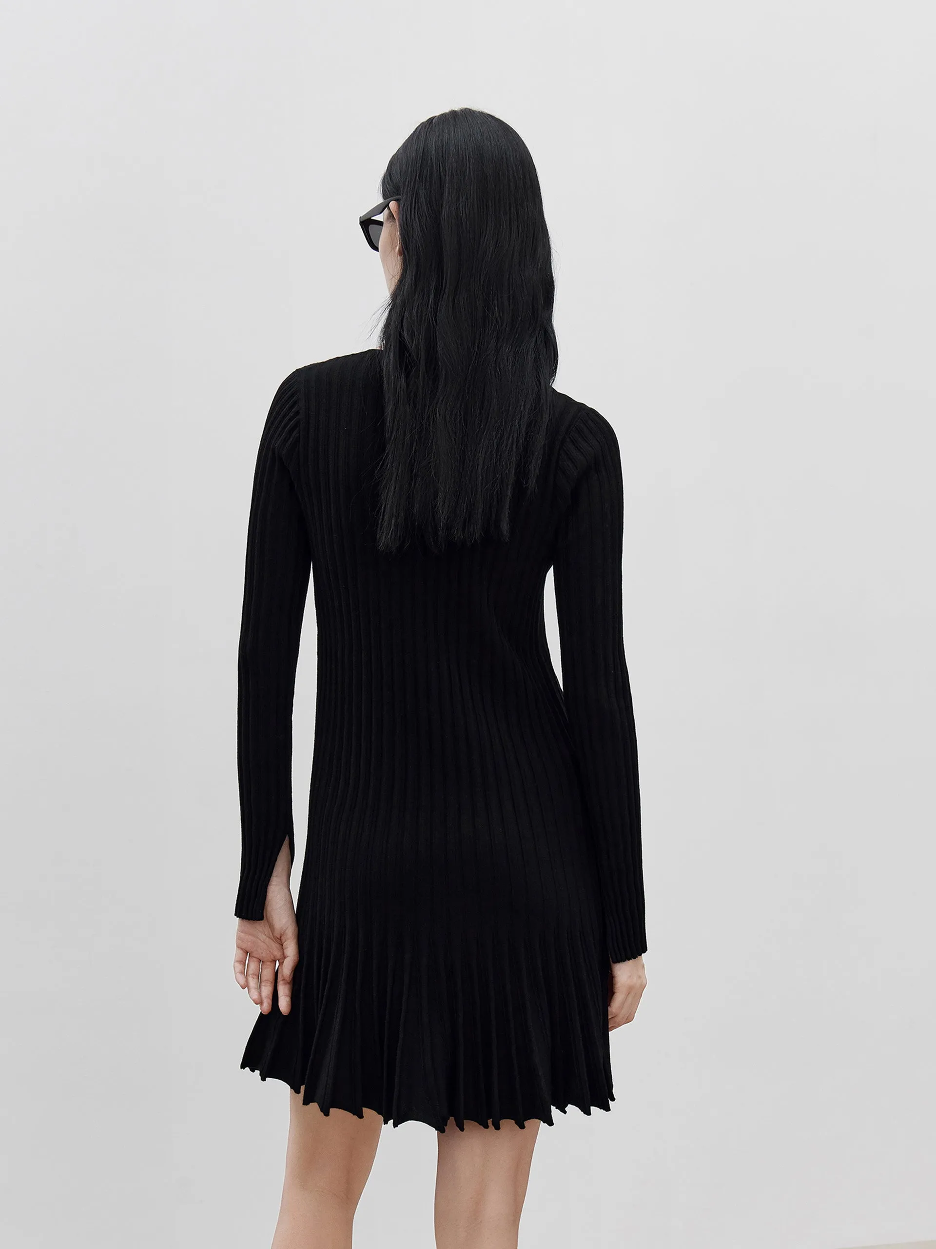 Pleated Hem Knitted Dress