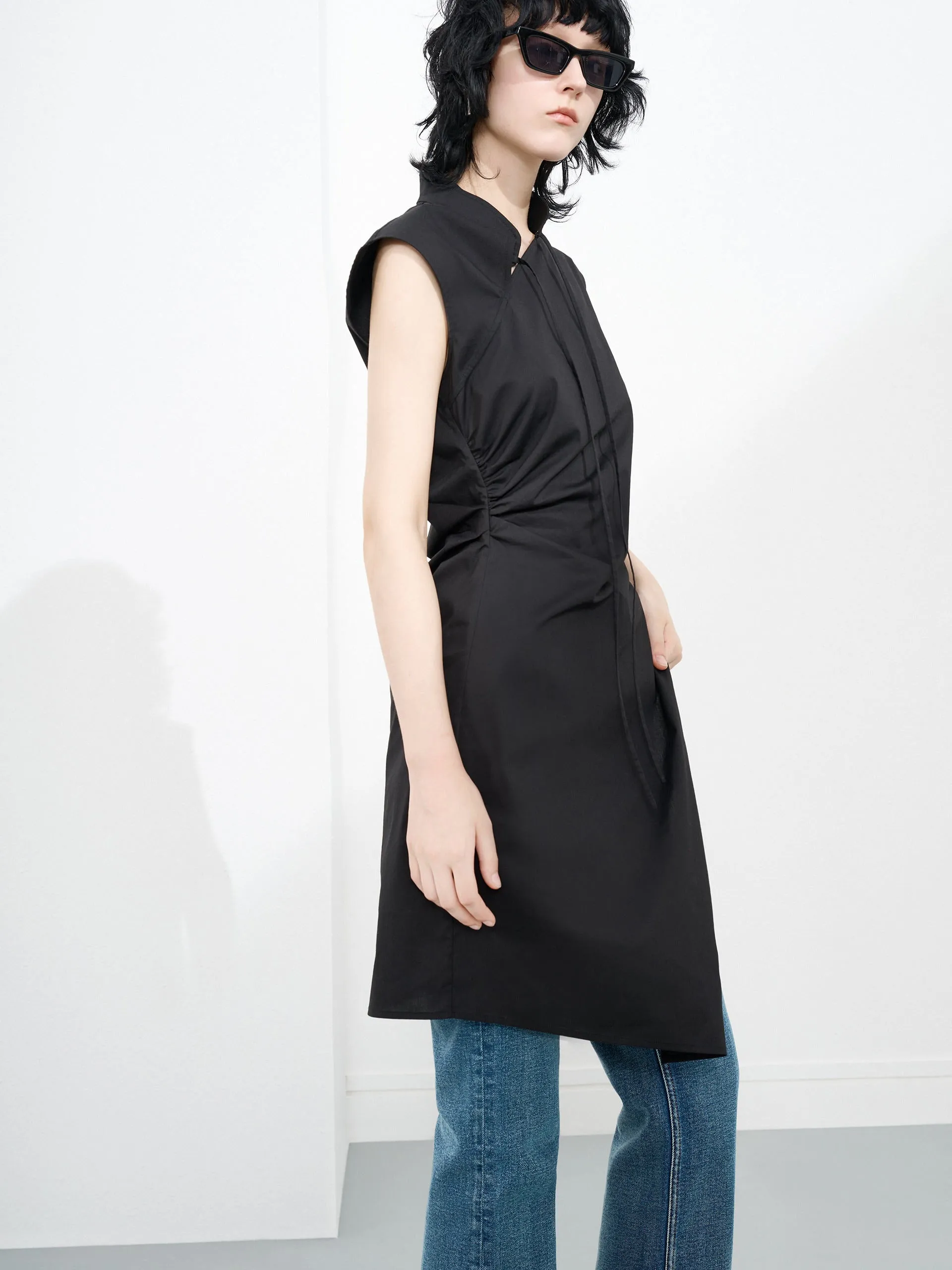 Pleated Slit Sleeveless Top