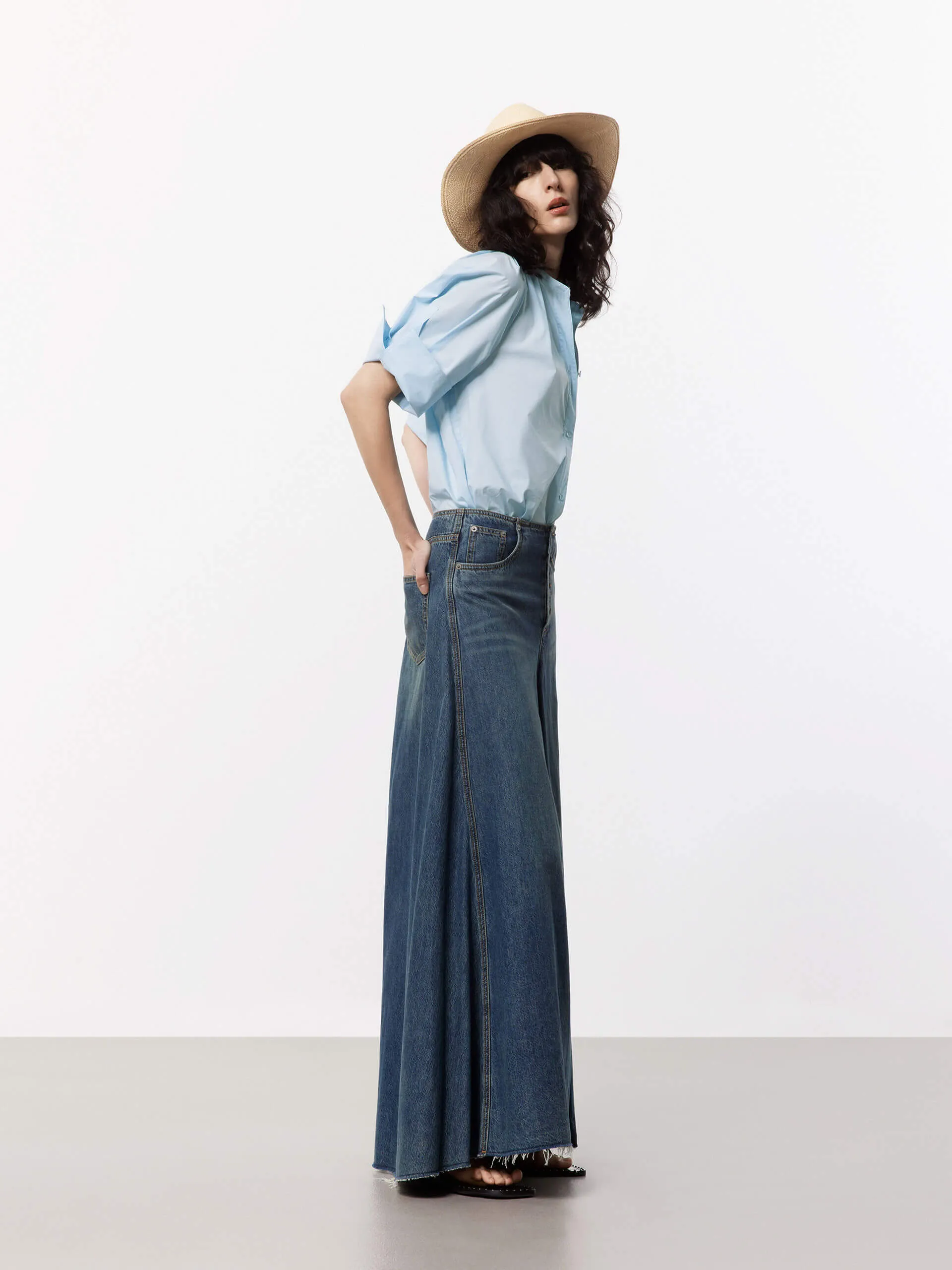 Regular Raglan Sleeves Blouse