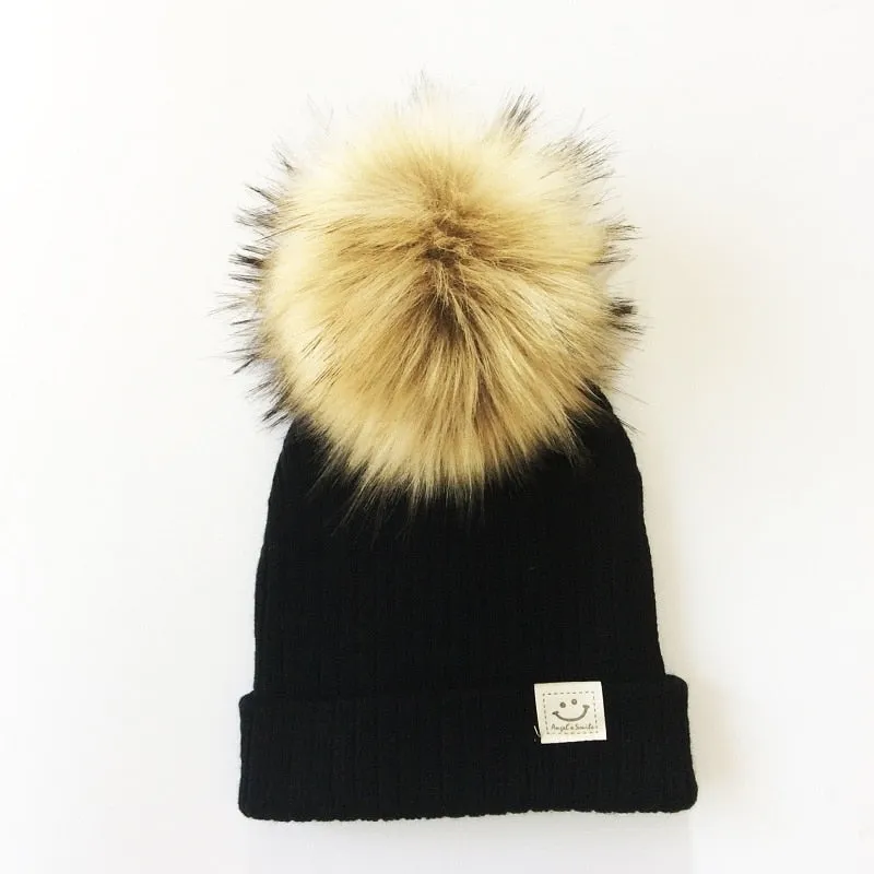 THE POMPOM HAT